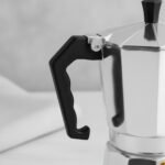 Cafetera Manual De Aluminio Italiana 12 Tazas Otten 600 Ml Plateado - Imagen 3