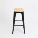 Banqueta Alta Industrial Hierro Y Madera Otten 76cm Hierro Pintado Negro - Imagen 3
