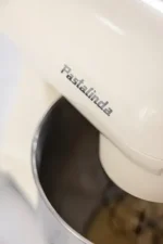 Batidora De Pie Pastalinda Cucina Planetaria Crema Crema 50-60hz 50 Hz X 60 Hz - Imagen 3